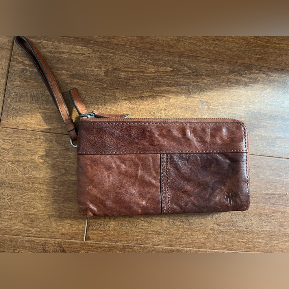 Frye zippered wallet
